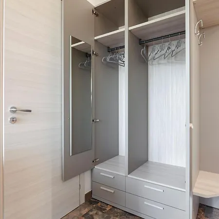 New And Modern Daire *